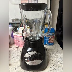 Oster 6832 10-Speed Blender, Black